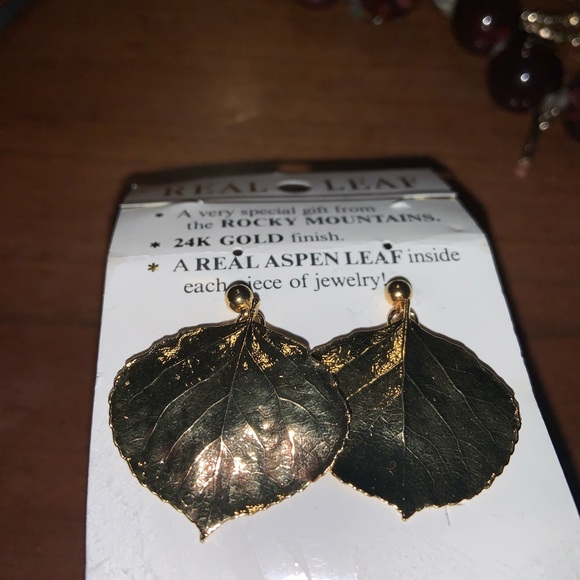 earrings - Picture 4 of 5